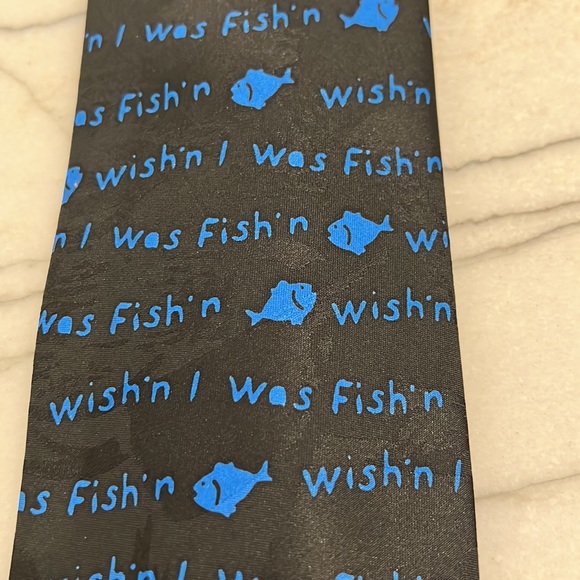 Disney Winnie The Pooh “I Was Fish’n” Tie - Picture 4 of 11